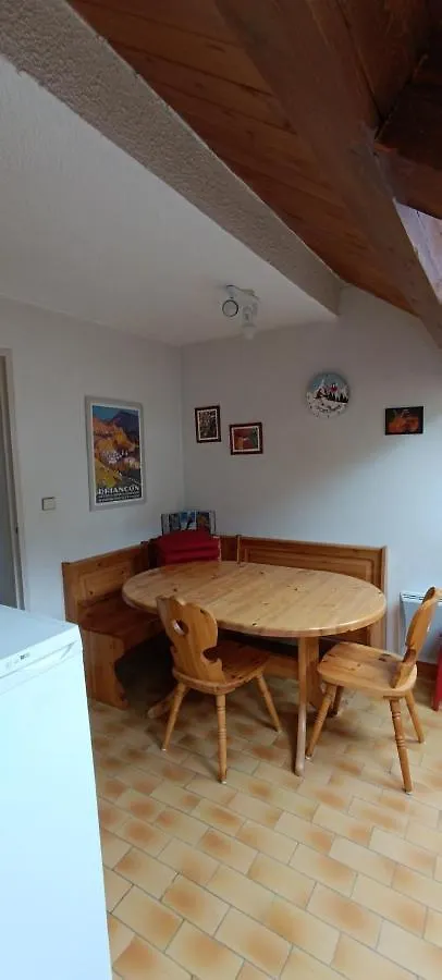 Apartment Appartement T3 60M2 A Briancon Dans Residence Calme Avec 7 Couchages