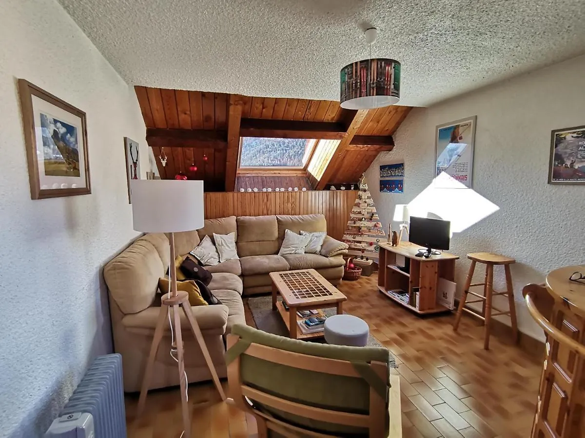 Appartement T3 60M2 A Briancon Dans Residence Calme Avec 7 Couchages location